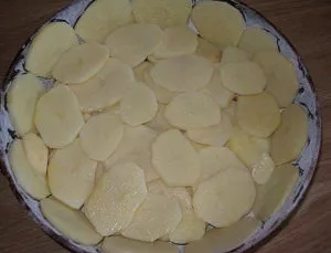 Pie в майонезата с картофи