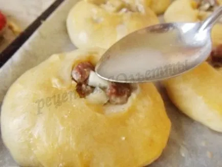 Татарски пайове с месо и картофи