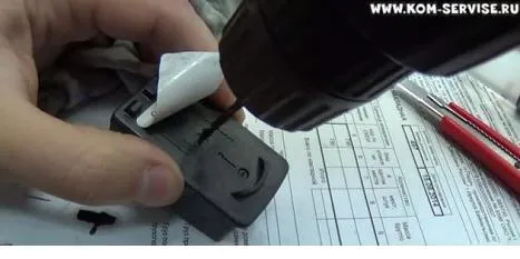 Как да попълните патрона мастиленоструен