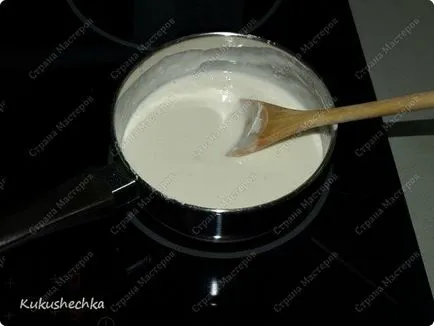 Virág a hideg porcelán kezük