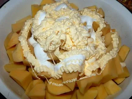 Свинско с картофи в дупката