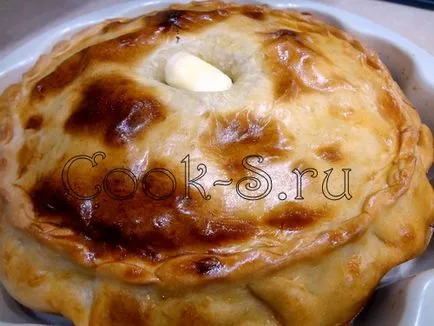 Татарски пайове с месо и картофи