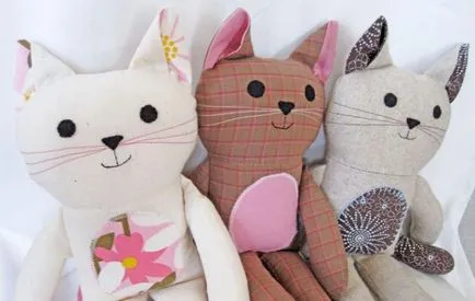 Модели меки играчки котка