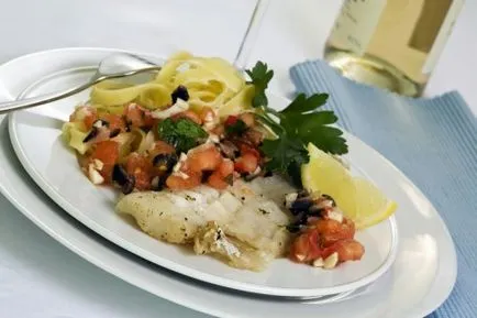 5 начина вкусни печени в Полак на фурната (Полак рецепти Аляска) 5 начина да вкусна печена морска треска във фурната