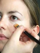 Цветни concealers никак лесно, ако знаете гримьор (грим) Цветни concealers проста, ако знаете, че гримьорът