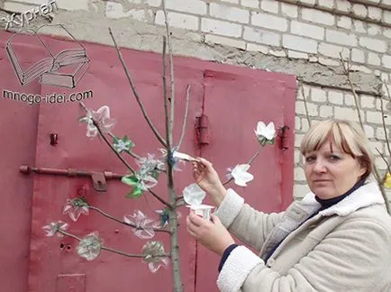 Дървета и цветя от пластмасови бутилки (пластмаса) Дървета и цветя от пластмасови бутилки