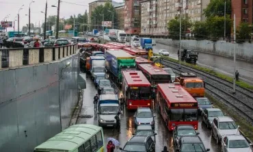 Това не е шега в Ростов намали автобус, Ростовска област, FederalPress (нов маршрут на мрежата) Това не е шега в Ростов намали автобус, Ростовска област, FederalPress