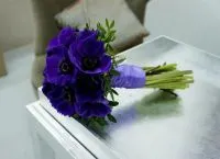 Purple булчински букет
