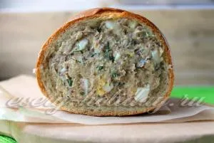 Loaf пълнено с консервирана риба рецепта със снимка