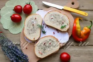 Loaf пълнено с консервирана риба рецепта със снимка