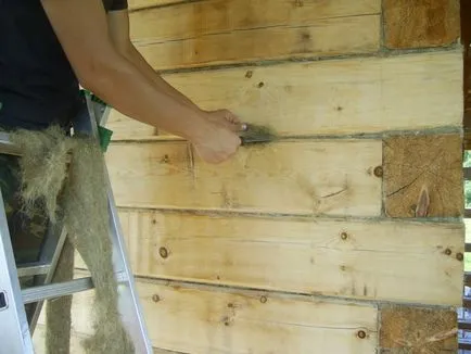 Как правилно да се силикон квадратен дървена къща и видео препоръки