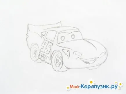 Как да се направи Светкавица МакКуин от м
