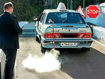 Как да се научите да карате кола, газ RU
