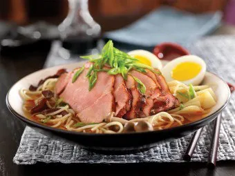 Как да се готви корейски рамен супа с пиле, сусамово масло и соев сос (Ramen супа как да се готвя корейски пиле пилешко филе ориз оцет, сусамово масло соя) Как да се готви корейски рамен супа с пиле, сусамово масло и соев сос