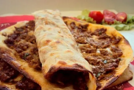 Как да се готви вкусно ястие ЛАХМАДЖУН