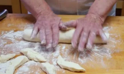 Как да си направим мързелив pierogi от tvoroga- 5 вкусна стъпка по стъпка рецепти със снимки