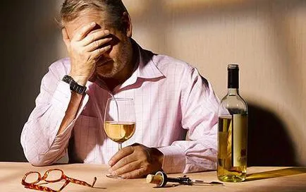 Alkoholos májbetegség tünetek és a kezelés (alkohol) Alkoholos májbetegség tünetek és a kezelés