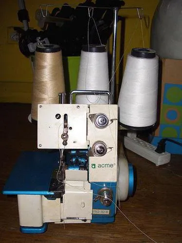 Как да попълните serger китайски инструкции trehnitochny и съвети