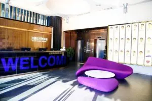 Пластичната хирургия Grand (R