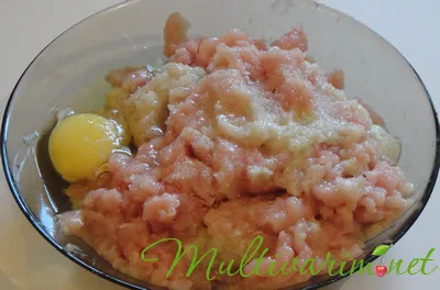 Пилешки котлети - 15 рецепти със снимки на вкусни хамбургери с пилешко месо