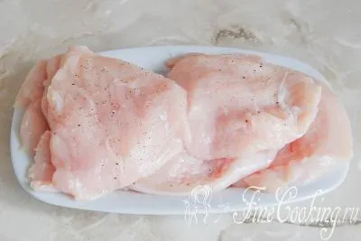 Пилешки пържоли с домати и сирене - рецептата със снимка