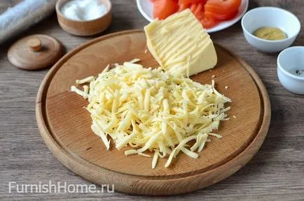 Пилешко филе с домати и сирене