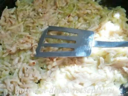 Пиле със сирене и картофи
