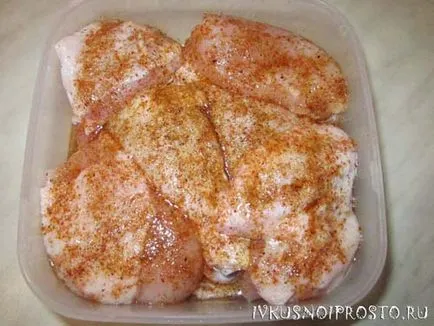 Пиле на фурна със сирене - стъпка по стъпка рецепта със снимки, и вкусни и лесни