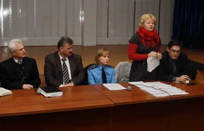 Лишаването от управлението на комунални услуги фирма лицензирана като ивица, основанията за отказ от договора, както и дали правото на