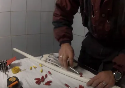 Нипелни поилки за пиле с ръцете си (пиещите) Нипелни поилки за пиле с ръцете си