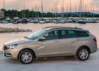 Auto trendek (2017-2018) - a leginkább várt hír autók fotó felüljárók, terepjárók, szedánok, (Alfa Romeo Giulia) Auto trendek (2017-2018) - a leginkább várt hír autók fotó felüljárók, terepjárók, szedánok,