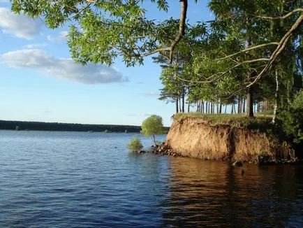 És mégis, amikor a Volga-flow (ami ömlik a Volga ami ömlik a Volga Volga kártyát a Kaszpi-tenger) És mégis, amikor a Volga folyik