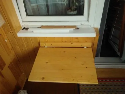 Сгъваема масичка на балкона с ръце сгъване, разгъване, как да се направи, снимка, мебели на балкона,
