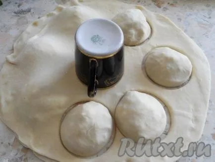 Пайове - бомби - с домати - рецепта със снимки