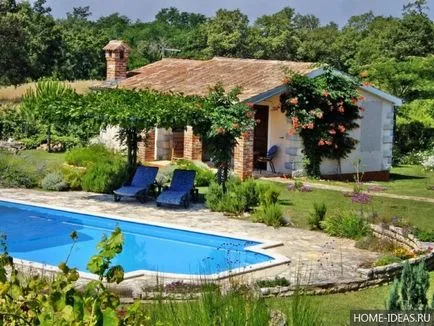 Pool villa saját kezűleg