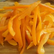 Салата с чушка, домат и сирене рецепта със снимки