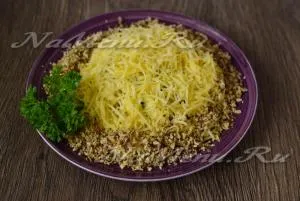 Салата с сини сливи и гъби 8 прости рецепти