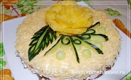 Салата с пиле, сини сливи и орехи селекция от най-вкусните рецепти - вкусни рецепти