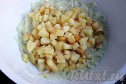 Салата с пиле, картофи и яйца - подготовка стъпка по стъпка със снимки