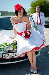 Шапка с ръцете си