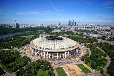 Лужники стадион, София