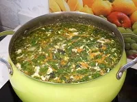 Коприва супа - 5 доказани рецепти и съвети за замразяване