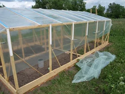 Greenhouse от бар с ръцете си