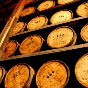 Bourbon előnyeit, ártalmak, és az ital, élelmiszer és egészség