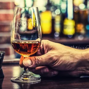 Bourbon előnyeit, ártalmak, és az ital, élelmiszer és egészség