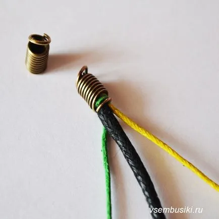 Karkötők zsinórok