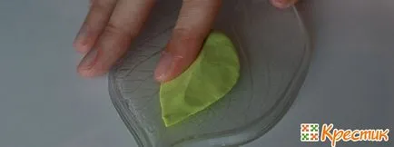 Boutonniere a vőlegény a kezüket