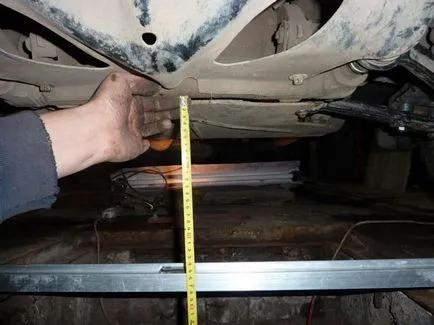 Olcsó felvonó shefrole területén a kezével, egy kézikönyv Chevrolet Niva 1. generáció
