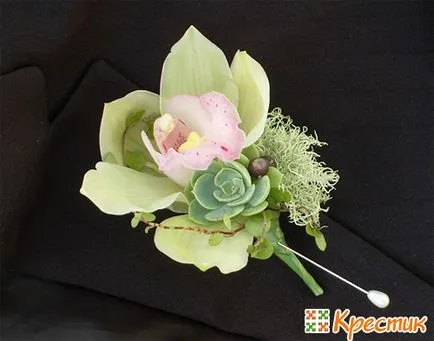 Boutonniere a vőlegény a kezüket