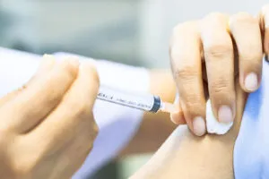 Ceftriaxone както лидокаин и се разрежда с вода за инжекции